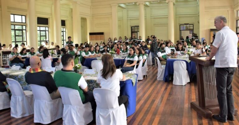 NEGROS OCCIDENTAL UNDERGOES SGLG NATIONAL EVALUATION.