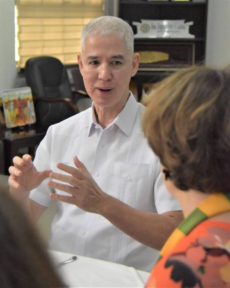 Negros Occidental Gov. Bong Lacson Welcomes US Ambassador MaryKay Carlson for Partnership Talks