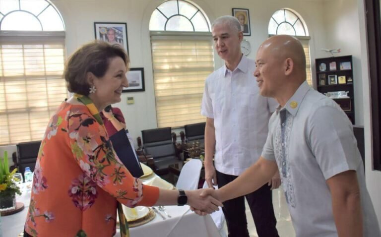 Negros Occidental Gov. Bong Lacson Welcomes US Ambassador MaryKay Carlson for Partnership Talks